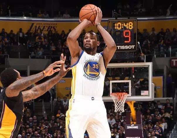 足球报：西安时隔9年再办国字号大赛，职业联赛+专业球场不会太远